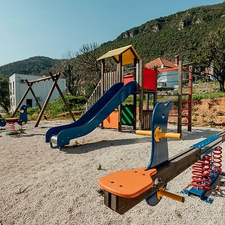 ÐenovićiAcacia Hill A3アパートメント エクステリア 写真